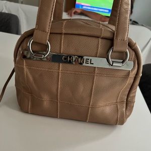 AUTHENTIC 💯 Chanel Vintage bag